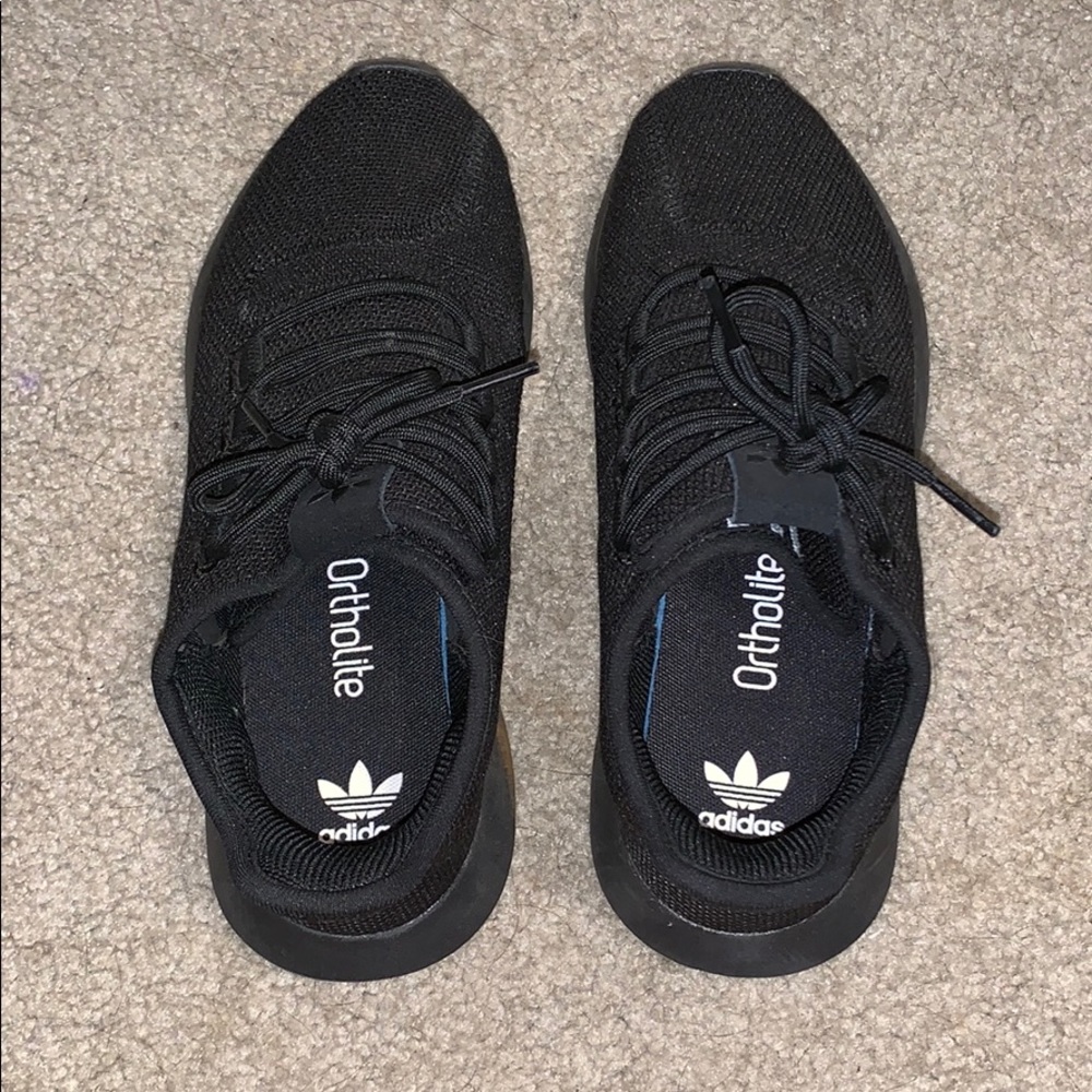 brand new wmns all black ortholite tennis shoes